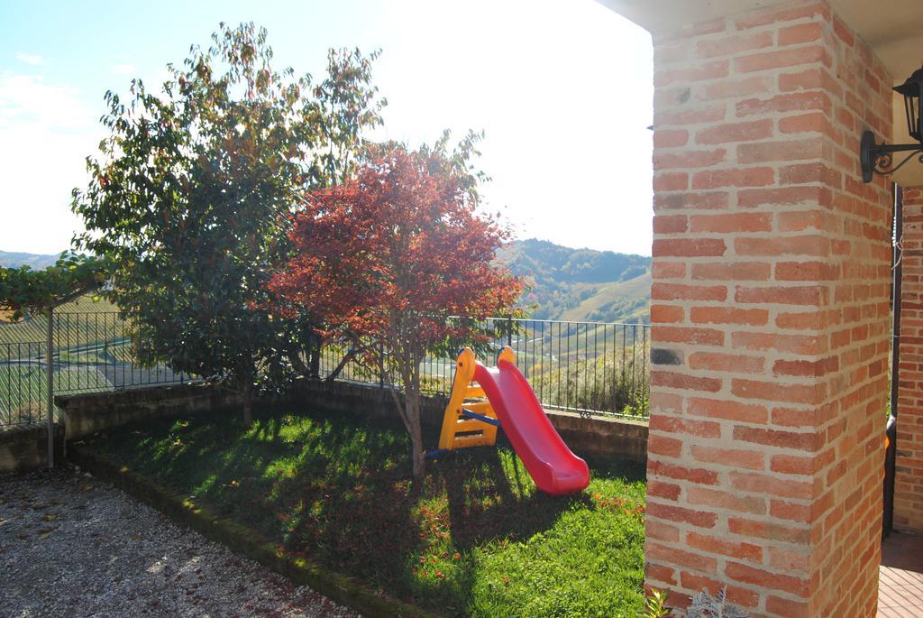 Agriturismo I Grappoli Serralunga d'Alba Εξωτερικό φωτογραφία