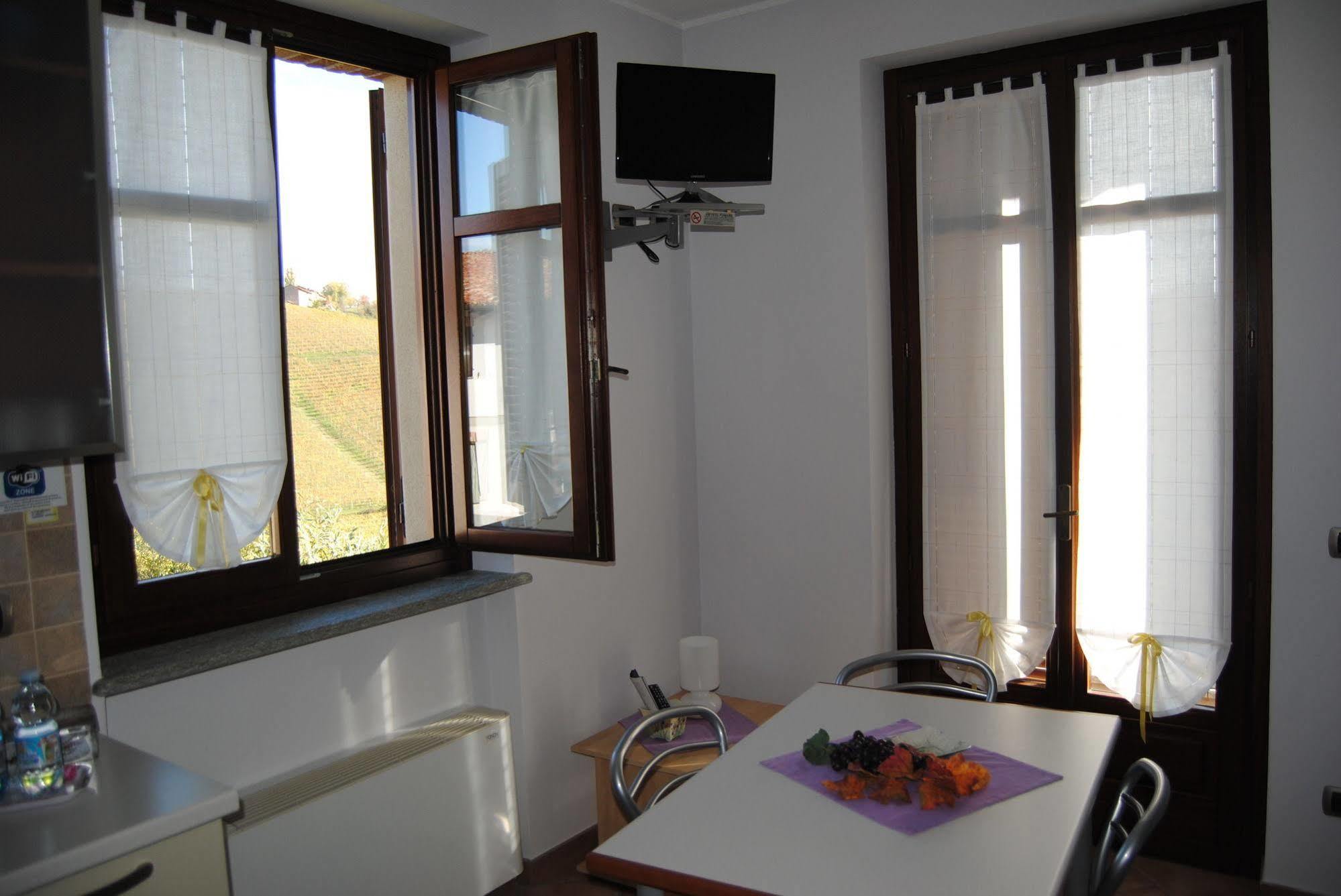 Agriturismo I Grappoli Serralunga d'Alba Εξωτερικό φωτογραφία